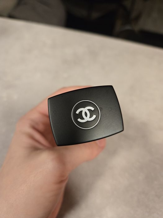 Podkład chanel ultra le teint b10