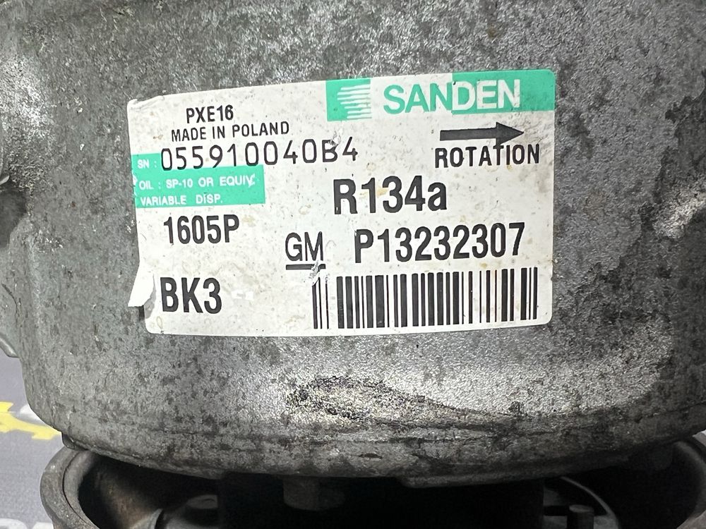 Компресор кондиціонера Opel Insignia 2.0CDTI P13232307
