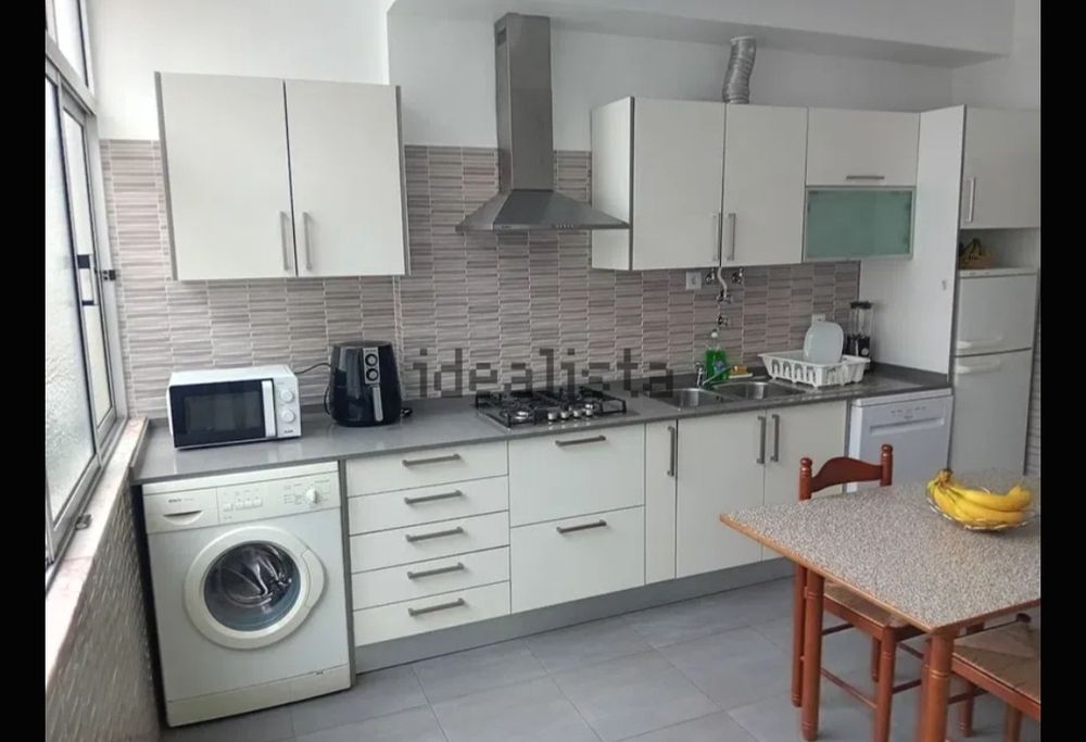 Quarto individual/casal Amadora