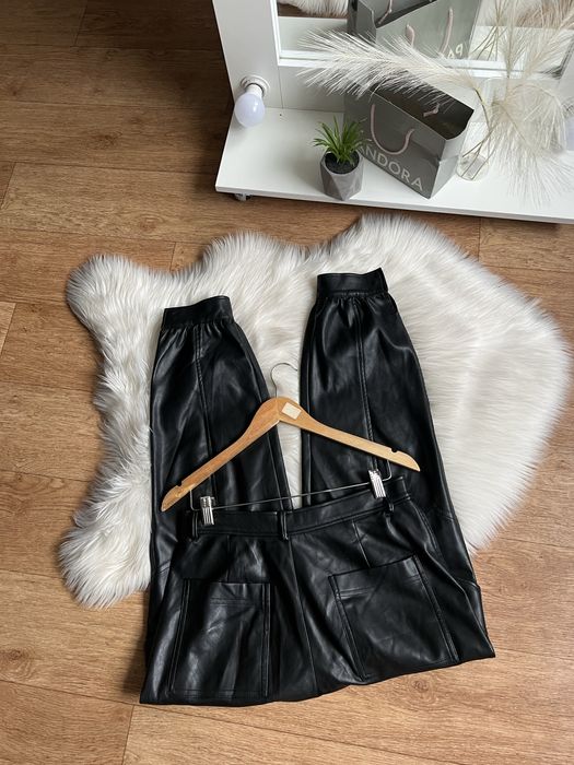Zara зара еко шкіра кожані шкіряні штани брюки висока посадка