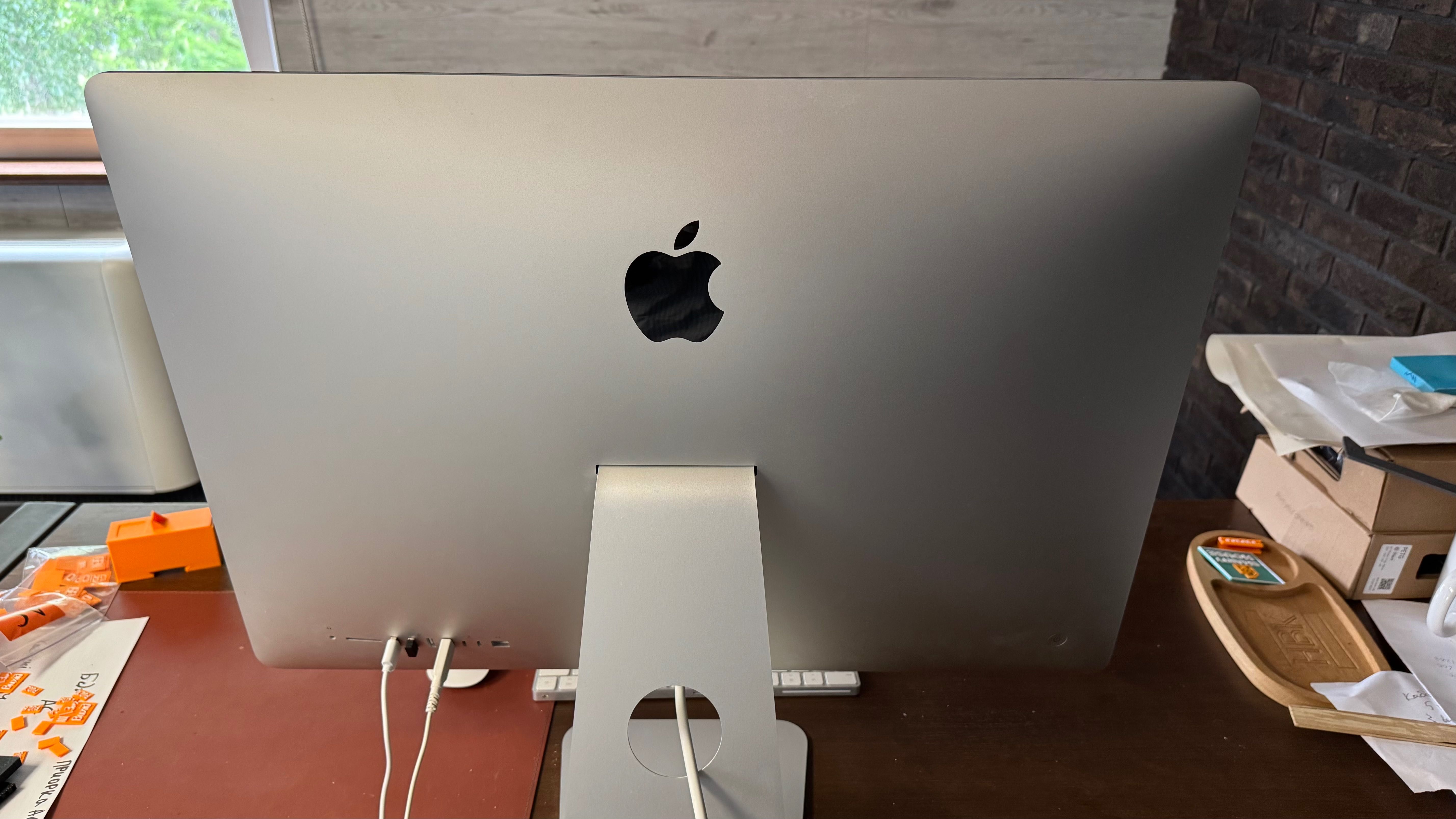 iMac 27" 5K Retina (2019) | Core i9 | 8 ГБ | 1.8 ТБ | Radeon Pro 580X