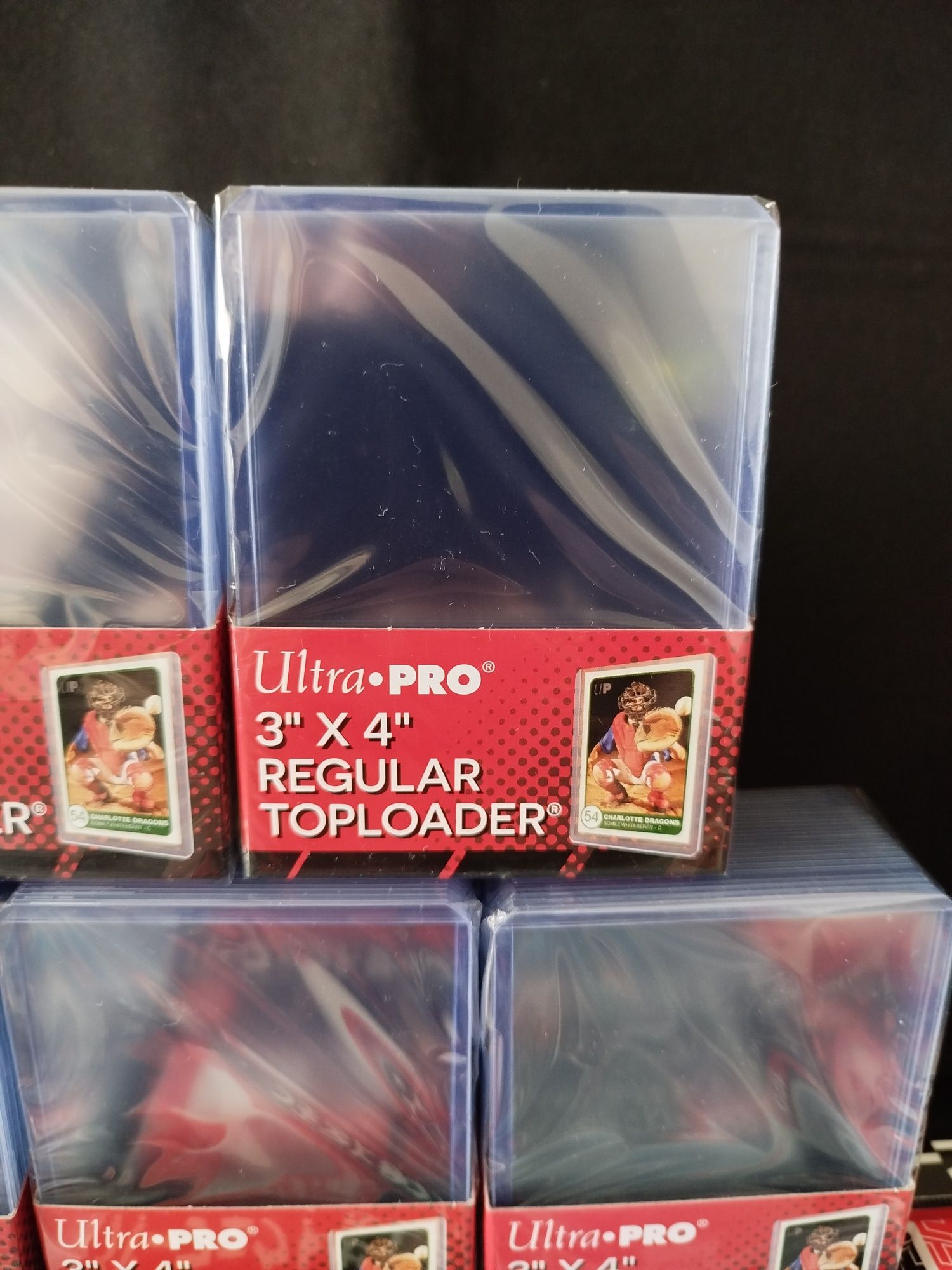 Sleeves e Toploaders para todos os TCG