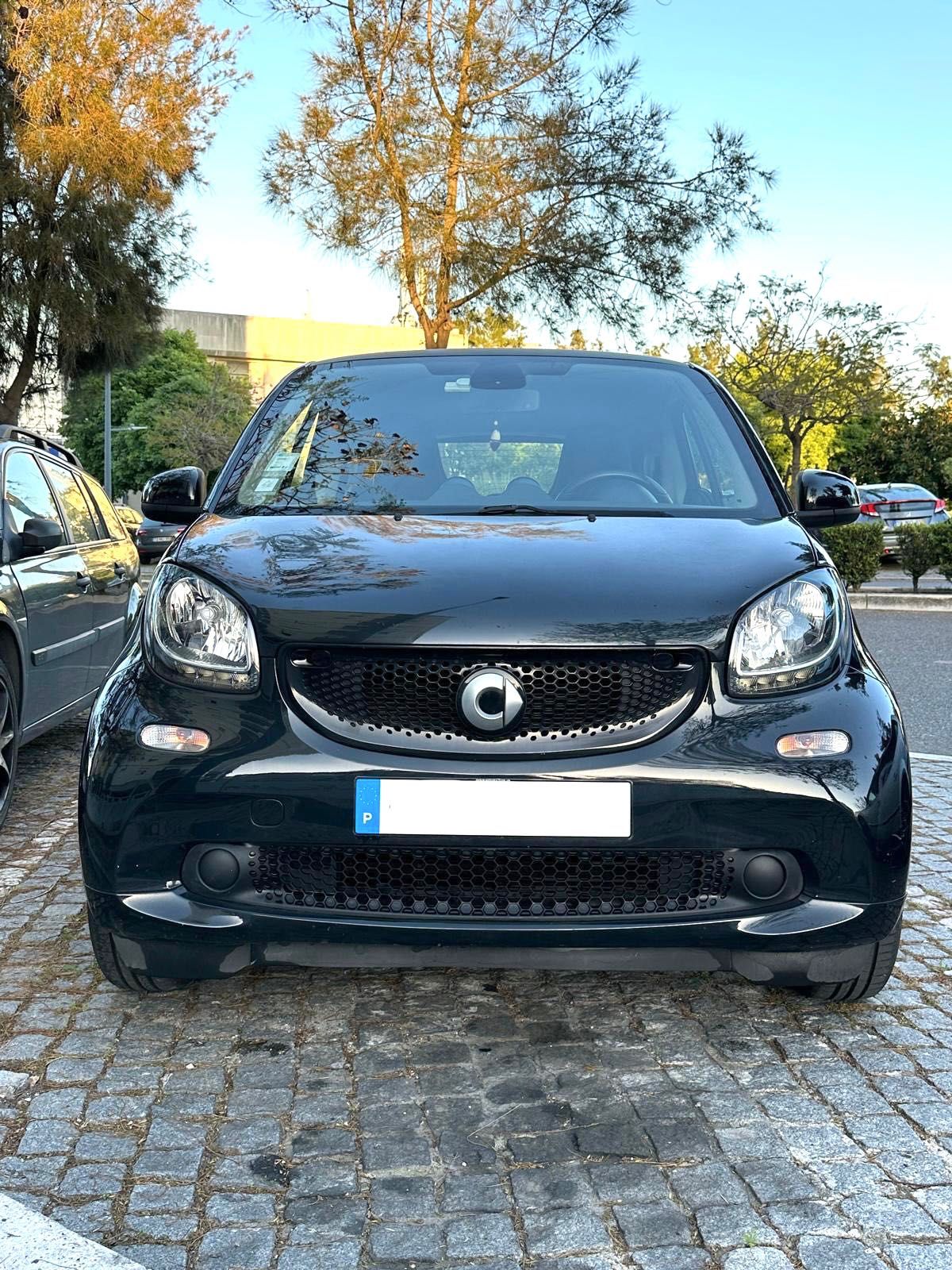 -    Smart Fortwo