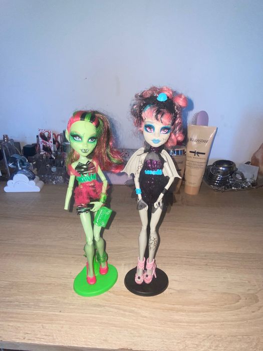Monster high Venus mcfly trap i Rochelle Goyle zombie shake zestaw