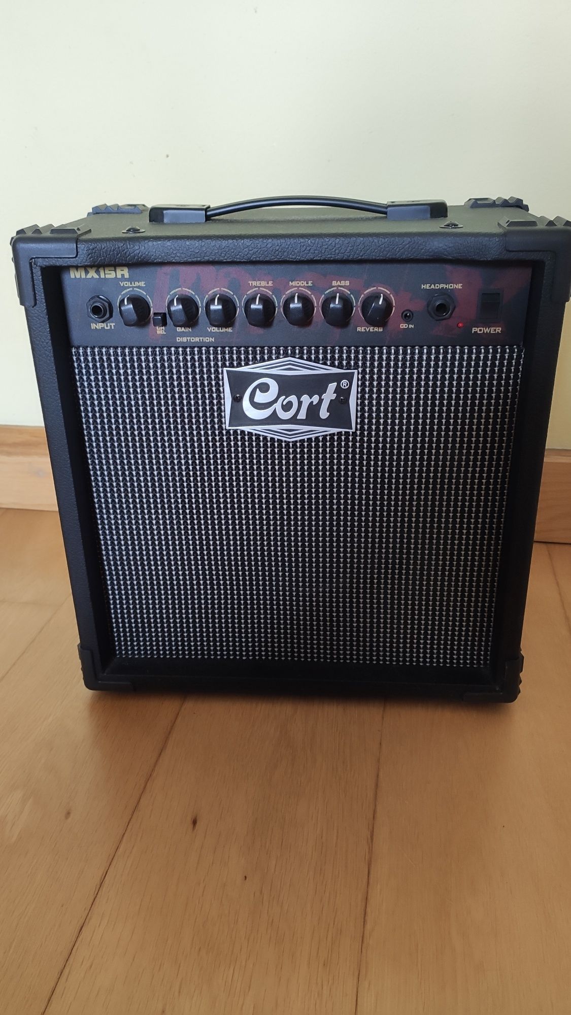 Amplificador Cort mx15r