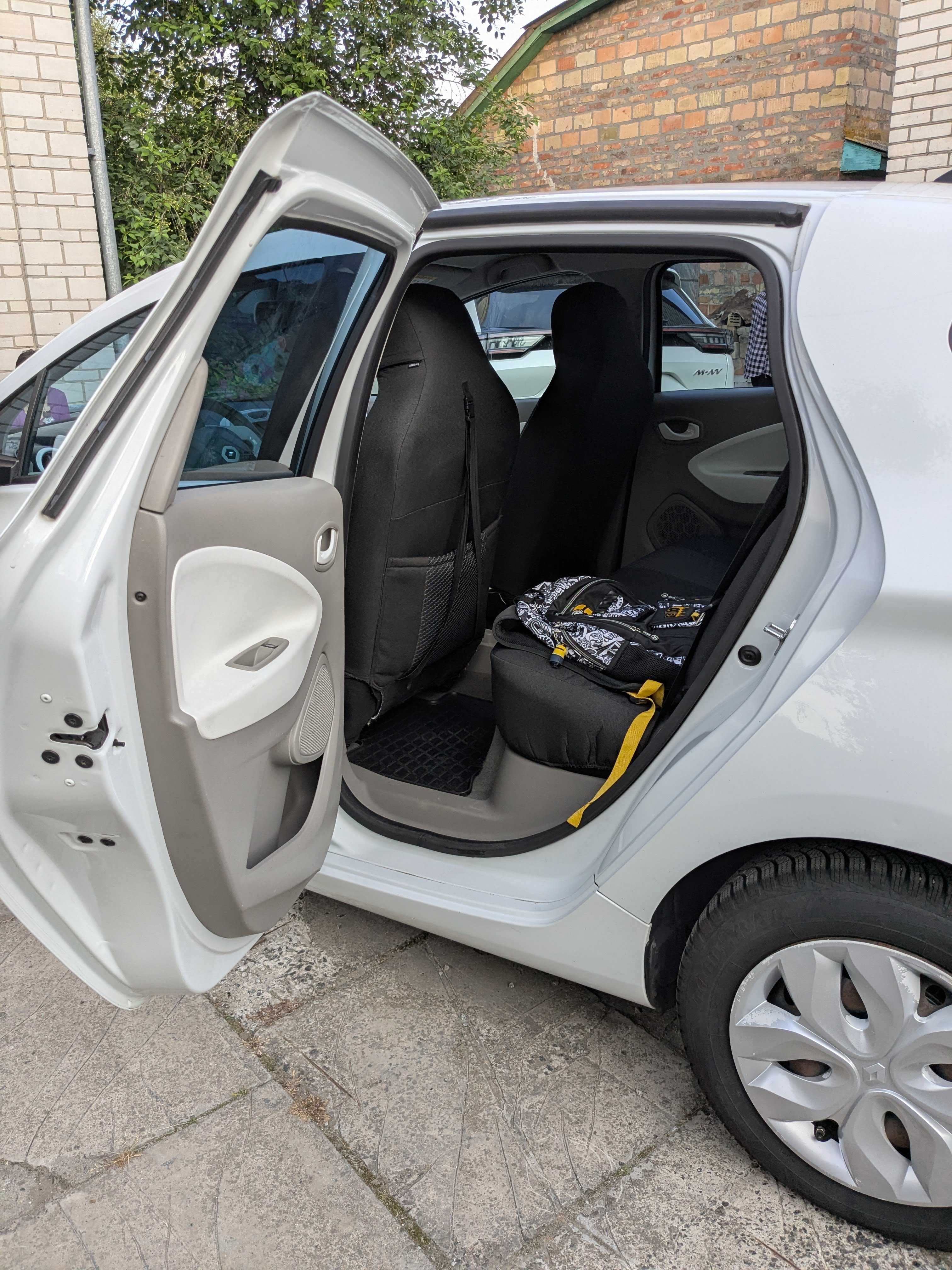 Renault Zoe 2015 240 25.9 kWh (88 к.с.) • Base