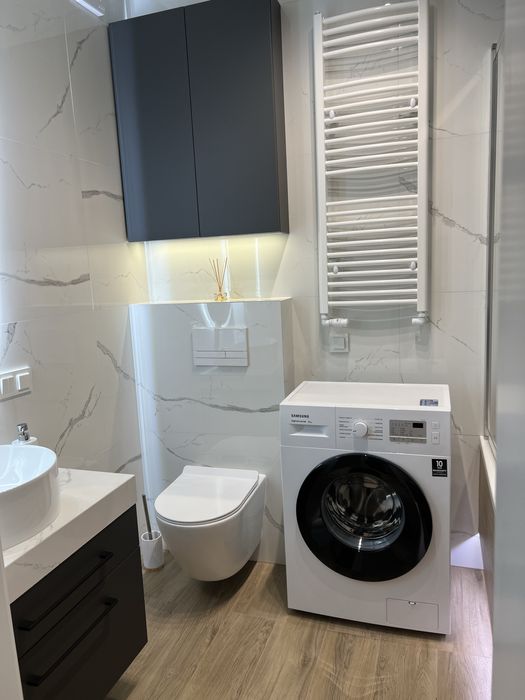 Wynajme nowoczesne widokowe mieszkanie. Miejsce postojowe + balkon!