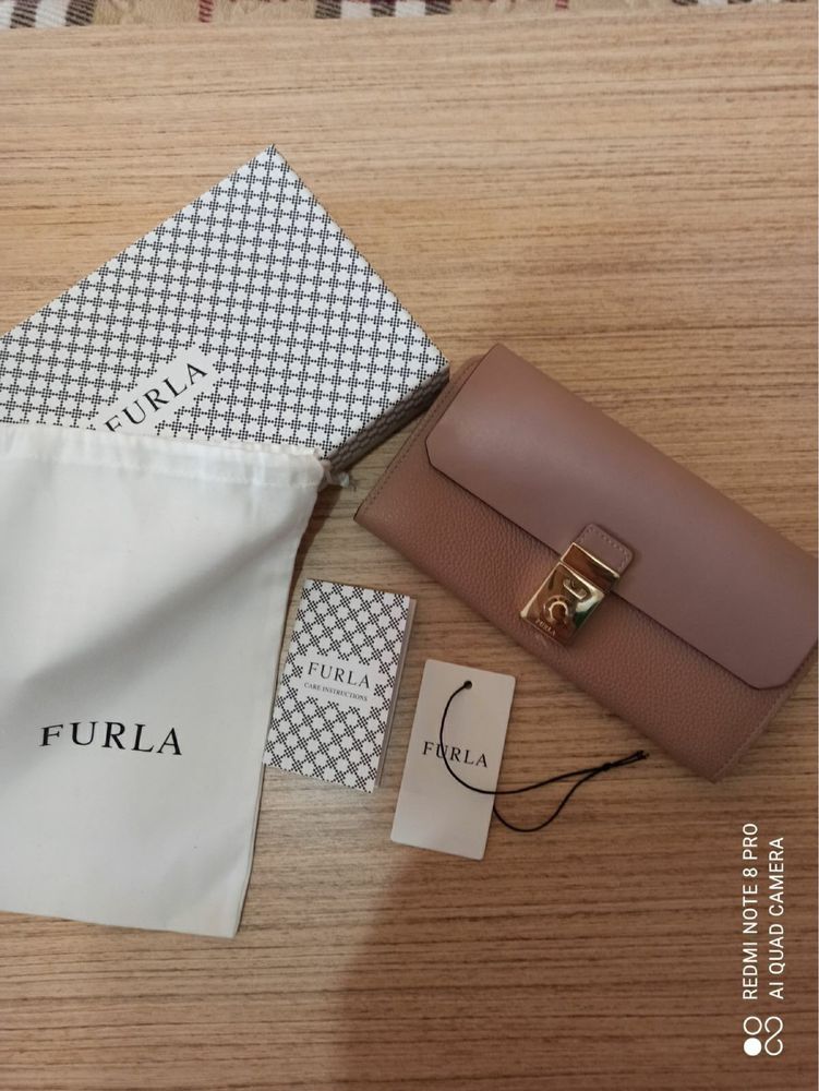 Продам оригинальный кошелек Furla