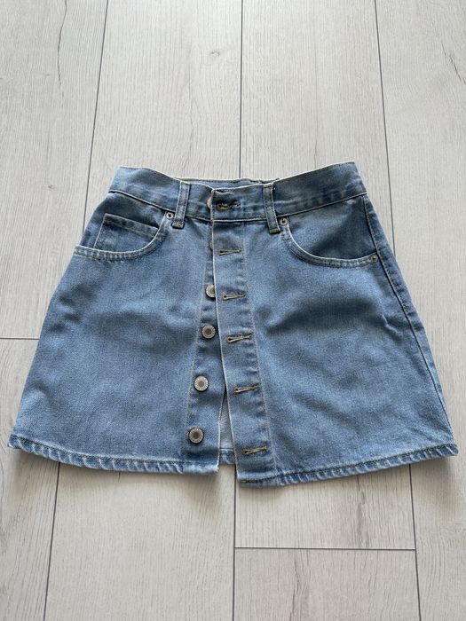 Юбка жіноча.