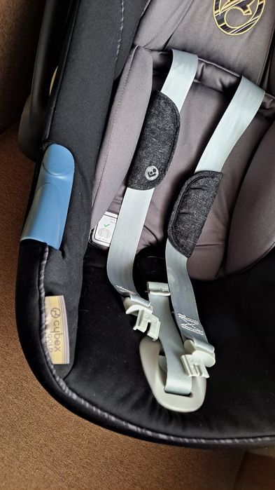 Fotelik Cybex Aton Gold M I-size 45-87cm 13kg max