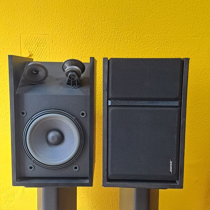 Colunas Bose 301 series III