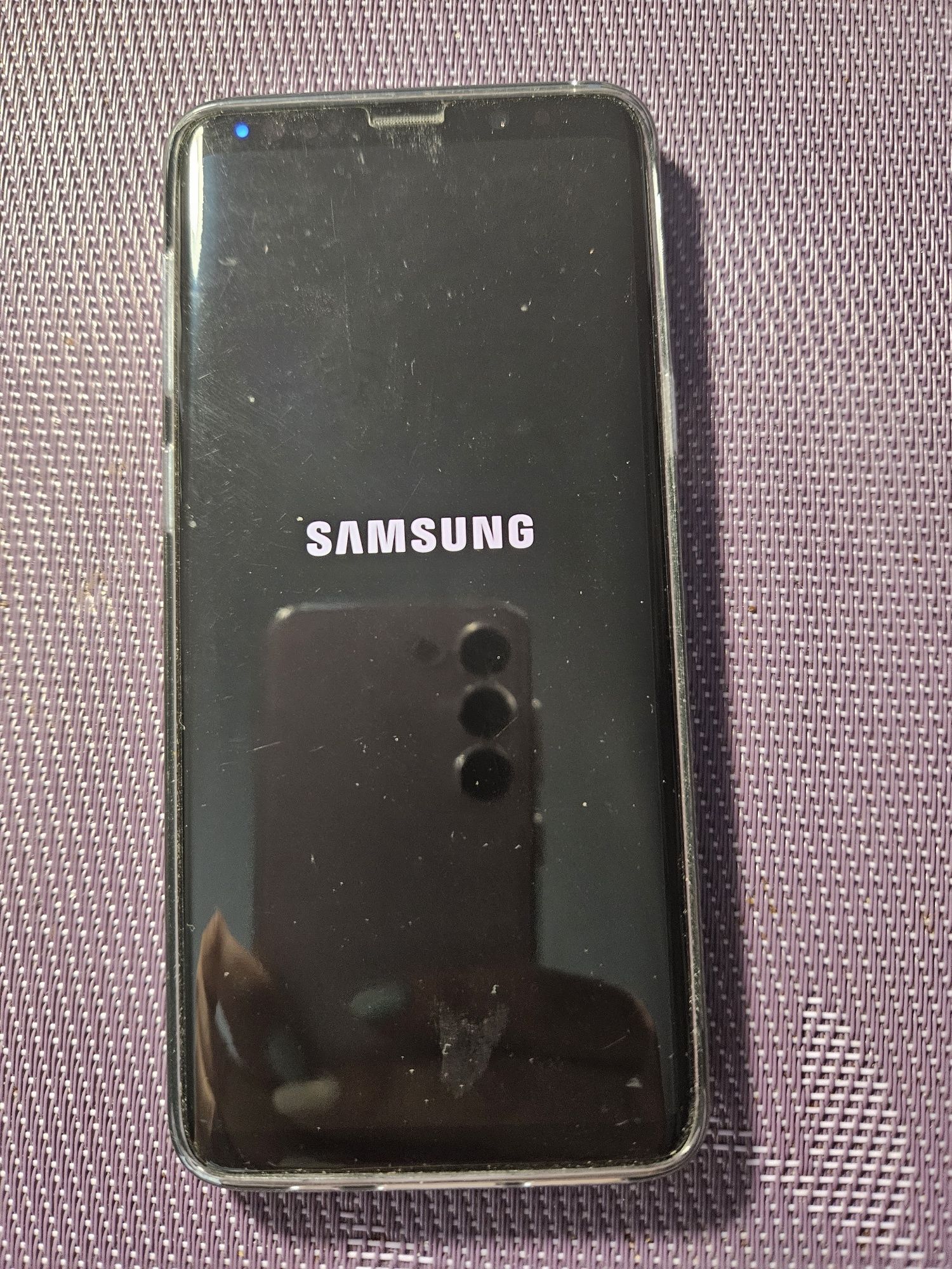 Продам телефон Samsung Galaxy S9.