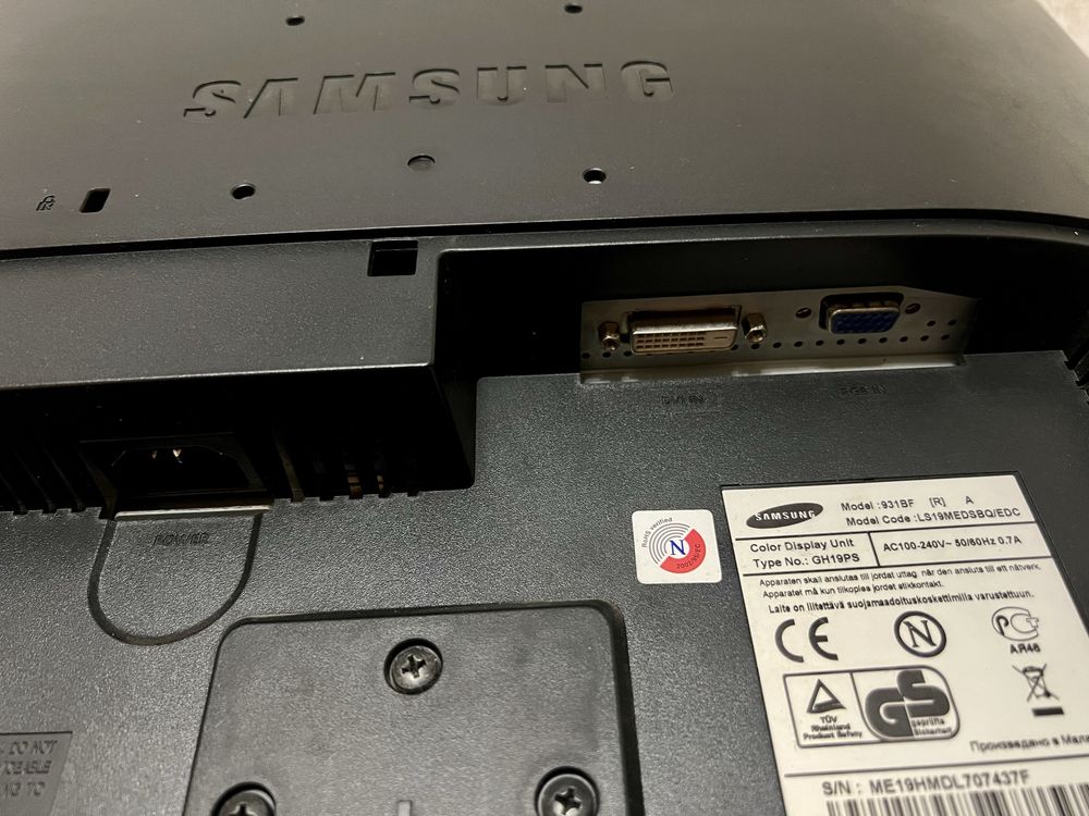 Монітор 19 Samsung 931BF під ремонт, на запчастини