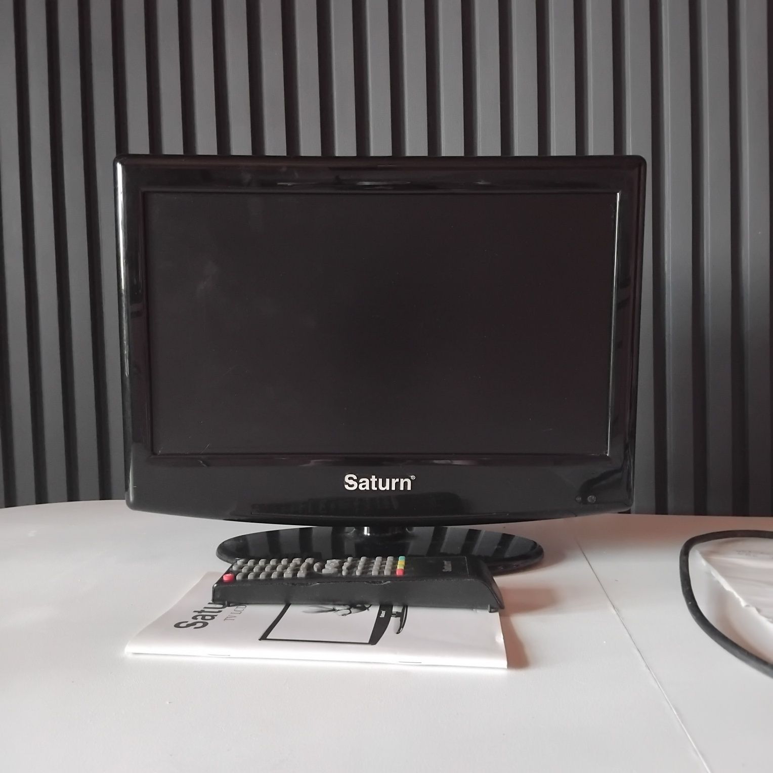 Телевизор Saturn LCD 153, диагональ 40 см