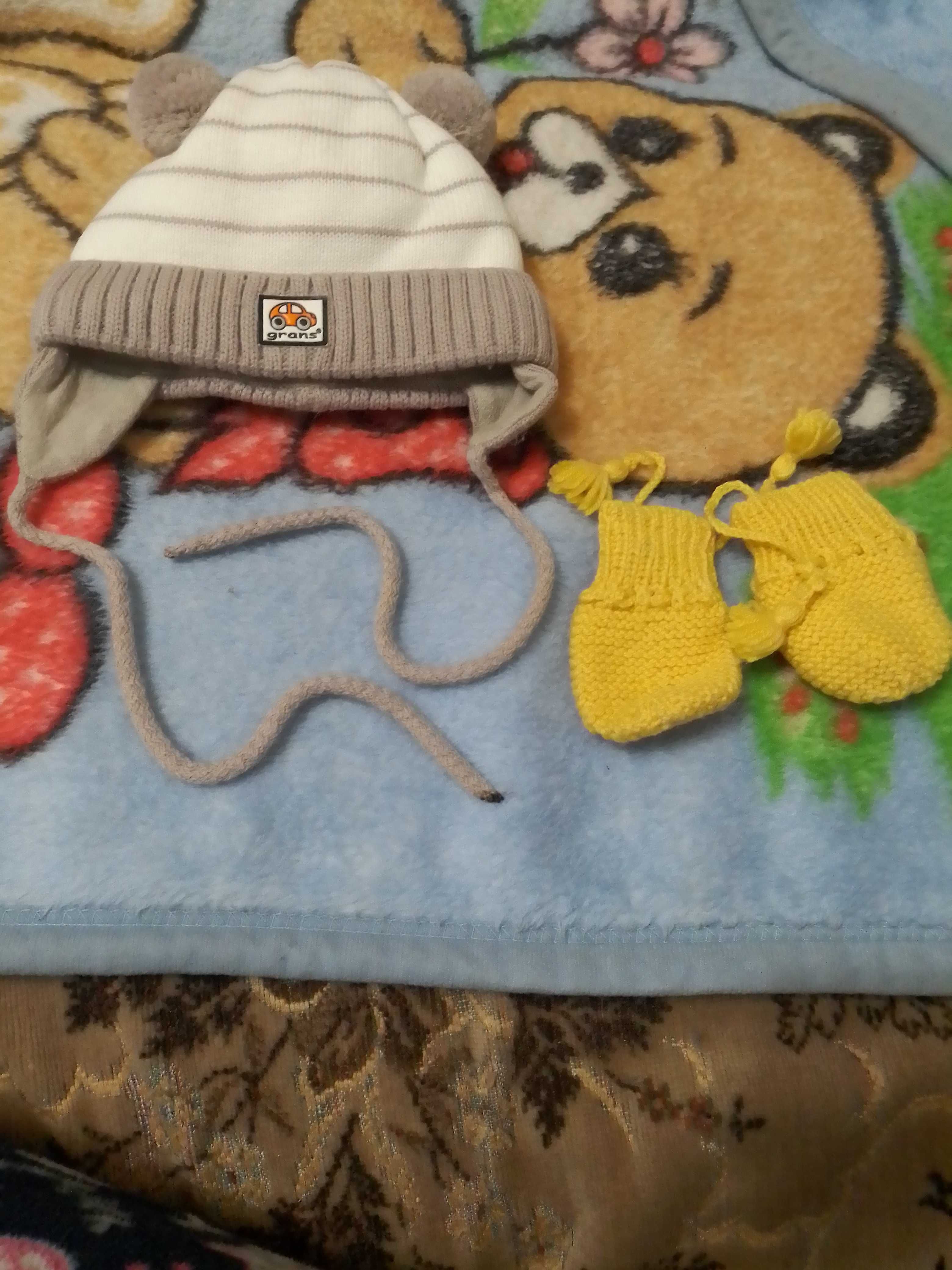 Зимова шапка для малюка