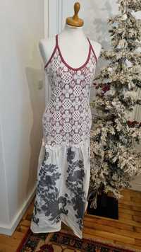 Vestido comprido com renda