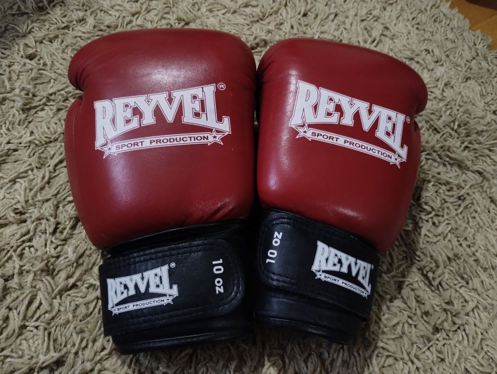 Боксерські рукавички REYVEL 10oz