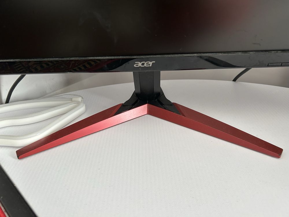 monitor acer KG241Q 24"