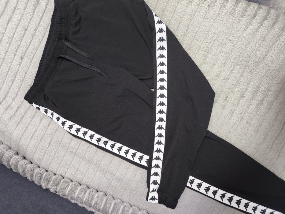 Штани kappa на лампасах