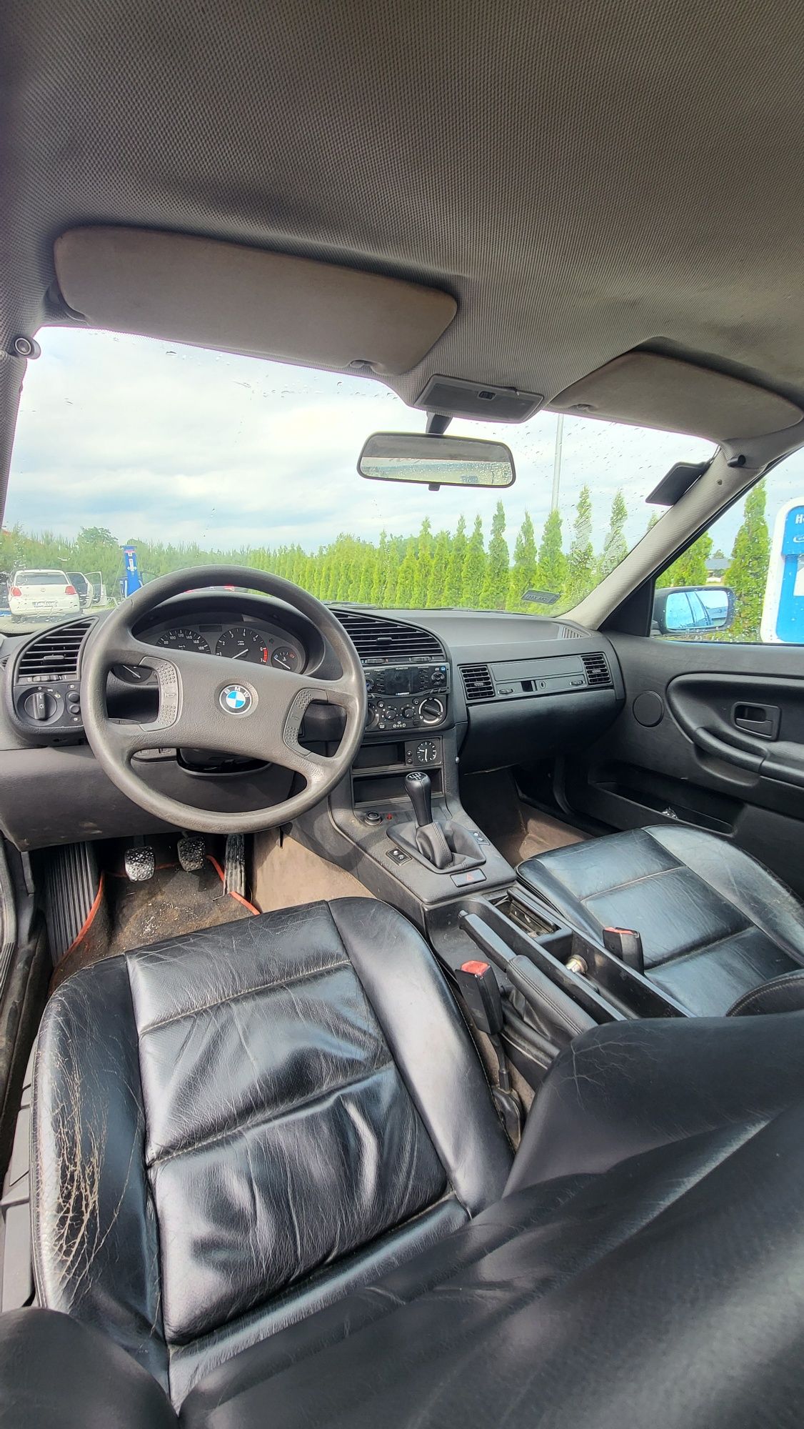 Bmw e36 sedan 1.6  bbs/gwint/alufelgi/skóra