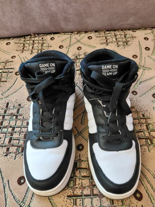 Чоловічі зимові кросівки