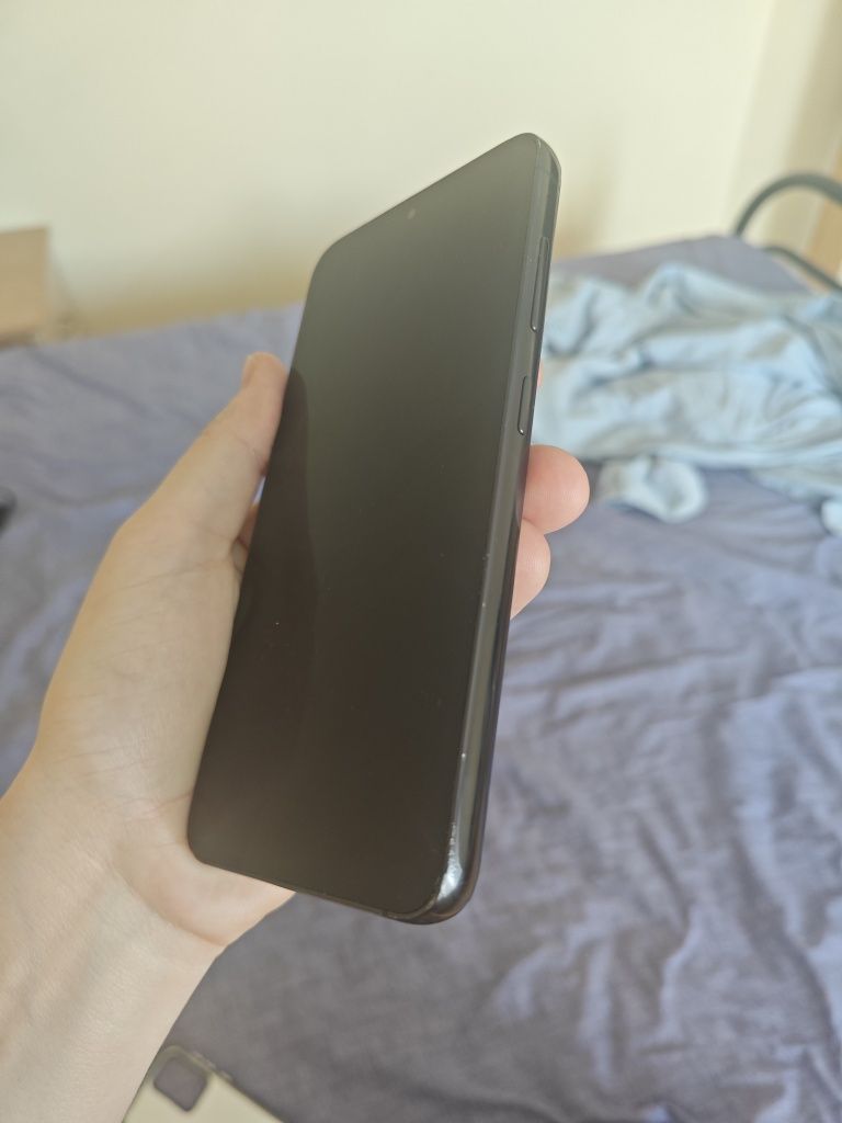 Телефон Samsung s23 идеальный экран