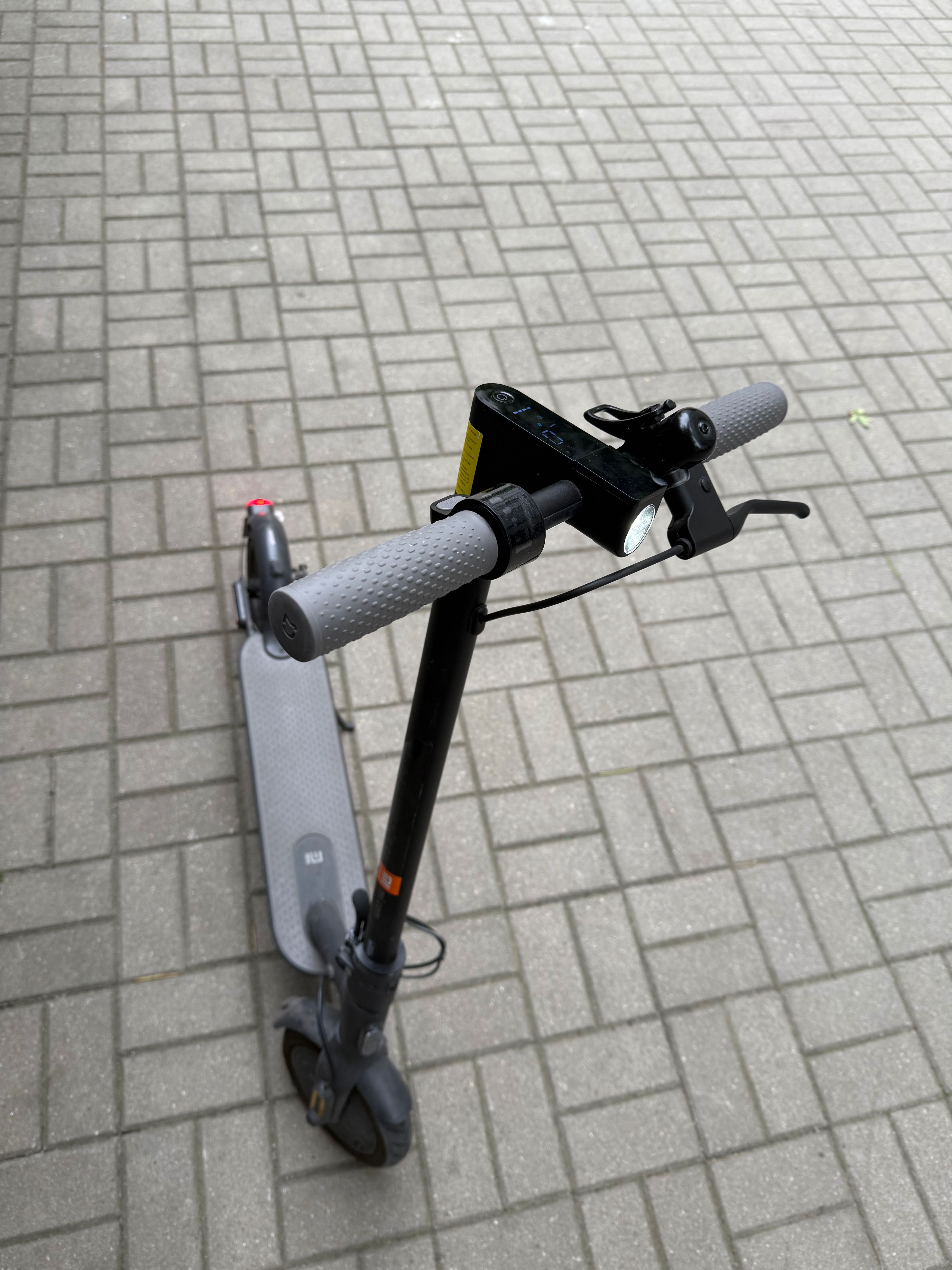Hulajnoga elektryczna Xiaomi Scooter 1S