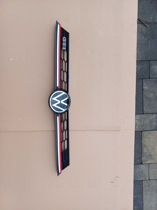 grill vw polo 6 VI gti lift led model 2g085.3651t rok od 2021