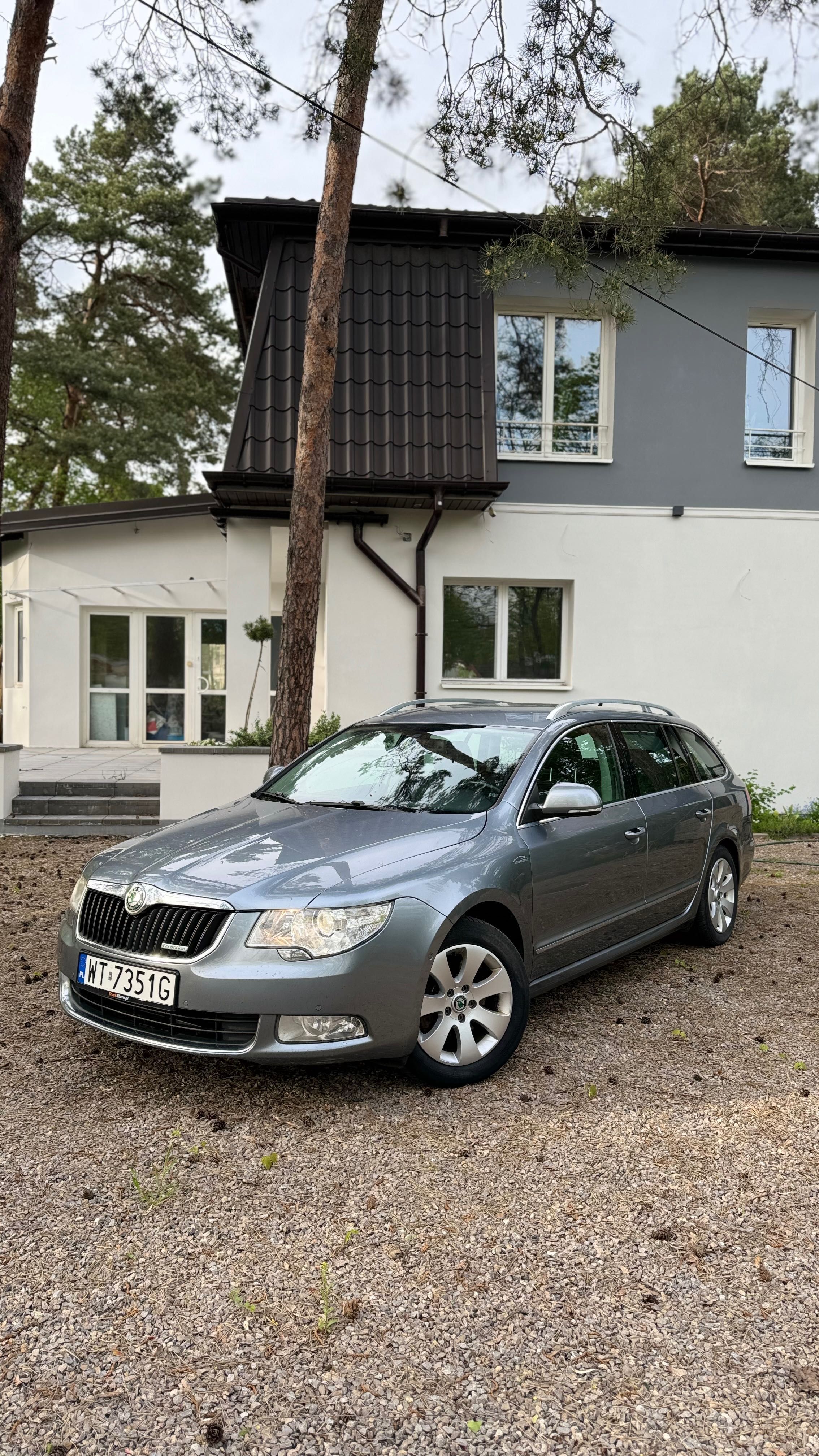 Samochód osobowy  Skoda superb