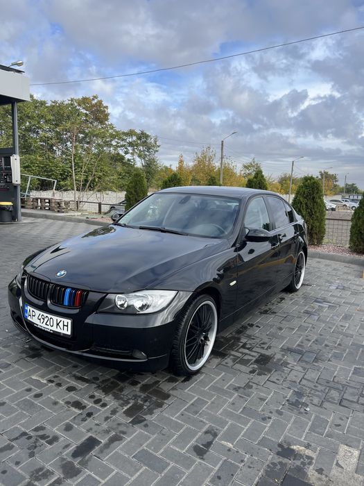 Продам BMW e90 2007 2.0