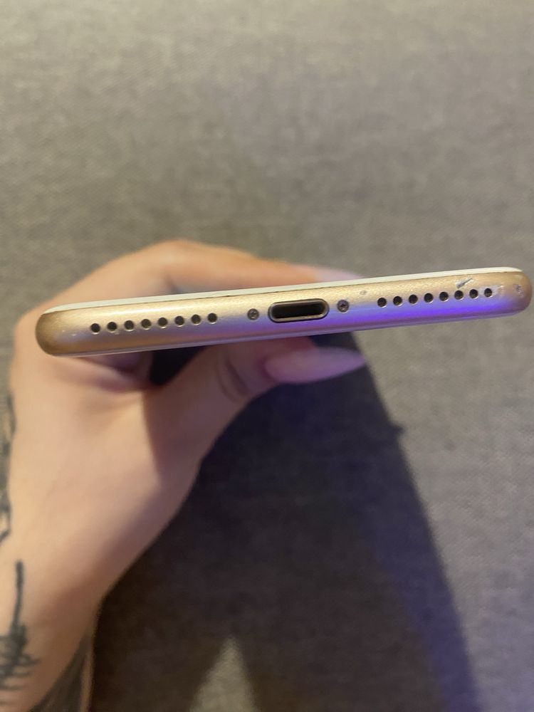 iPhone 8 plus / айфон 8+ 64gb