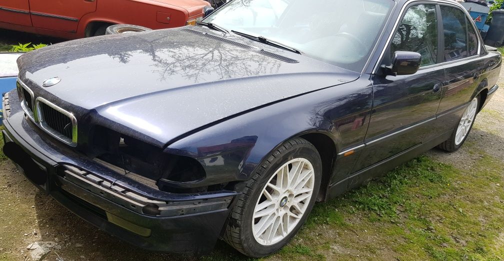 Bmw e38 740i części ćwiartka karoseria skóra tapicerka dekory maska