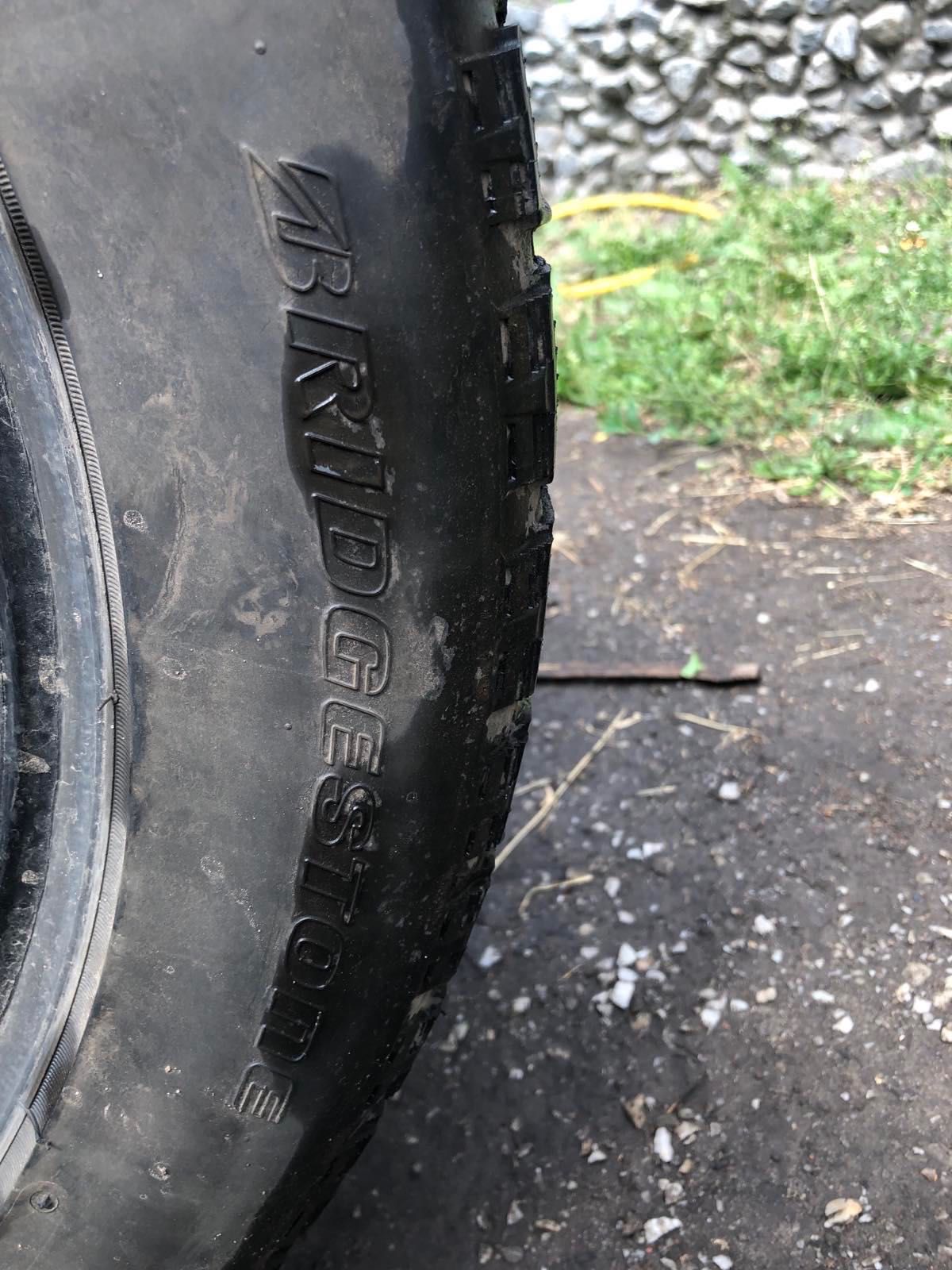 Ризина 245/50/18 Bridgestone blizzak (зима)