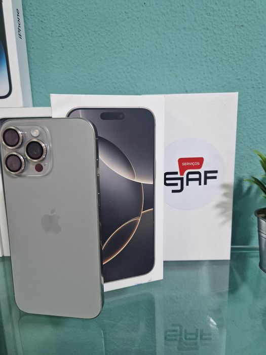 Iphone 16 pro max 256gb , iguais a novo,   FACILIDADE  Pagamento!!!,