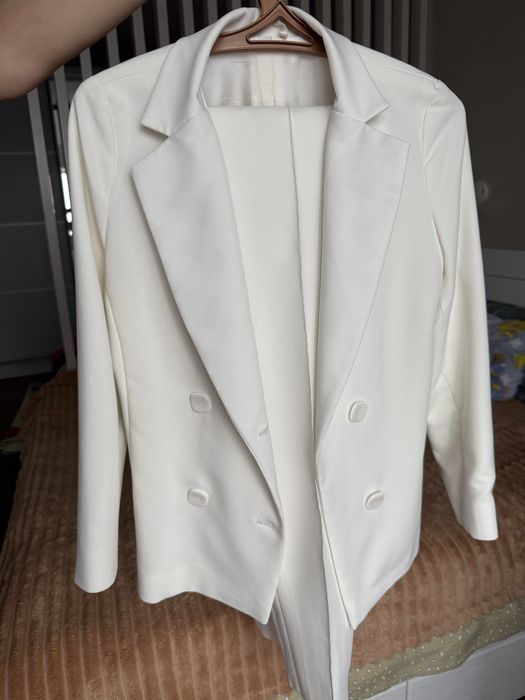 Костюм жіночий!