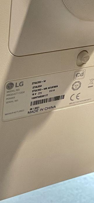 Monitor LG 27” 4K Ultra HD - IPS FreeSync