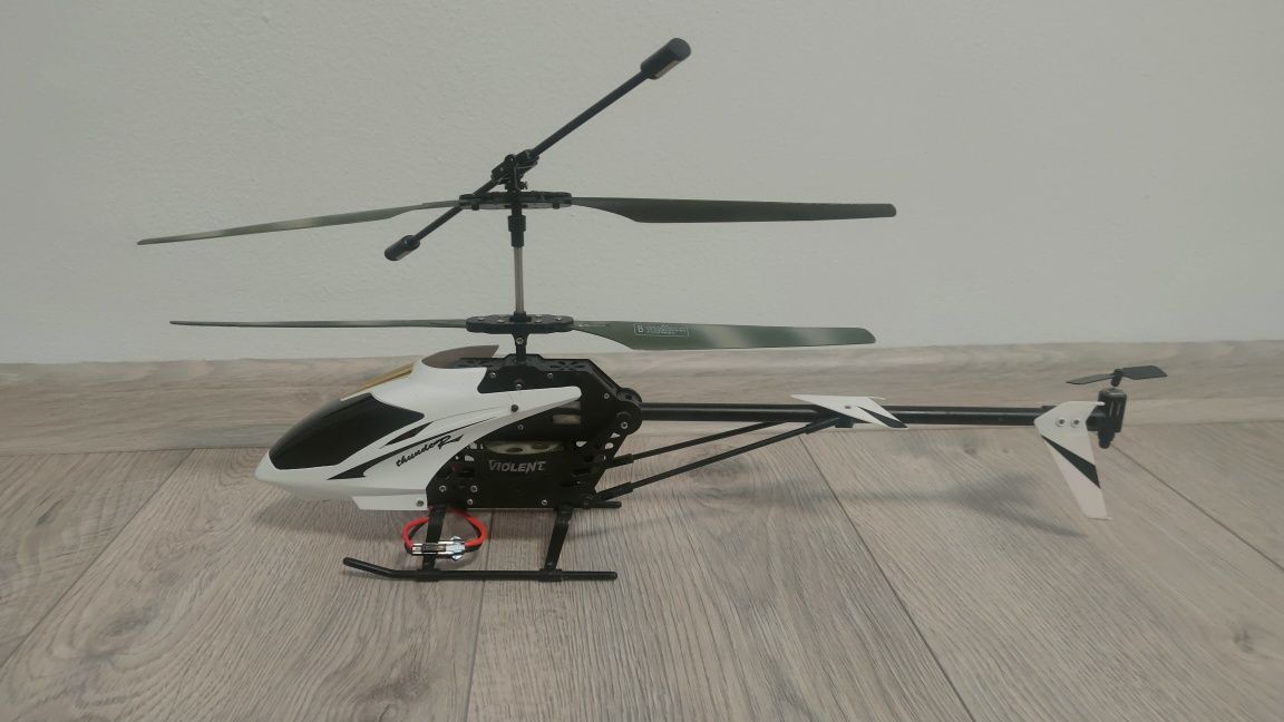 Вертоліт на радіоуправлінні Helicopter R116