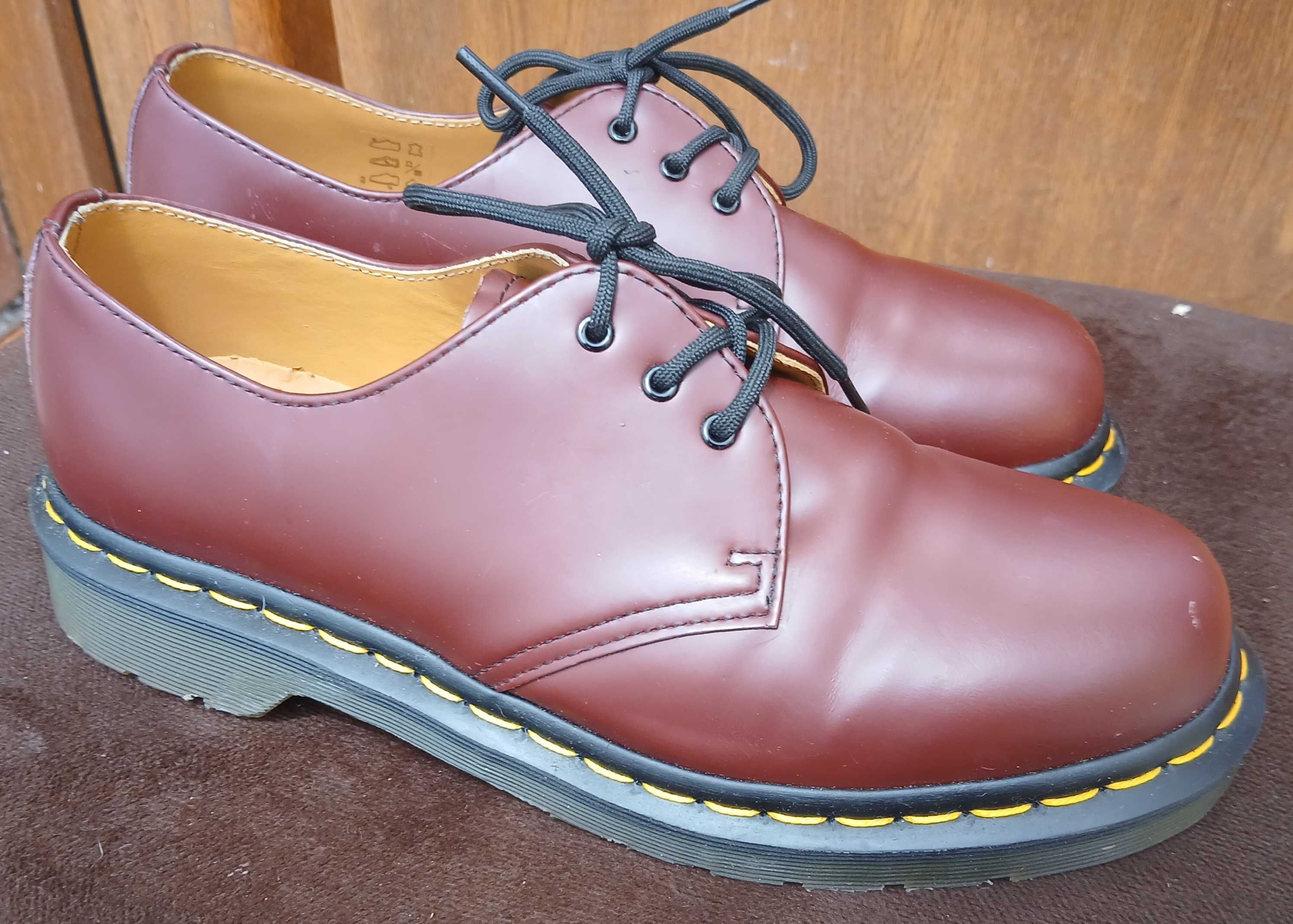 Martens 1461 cherry red