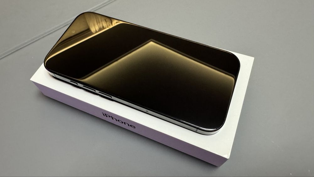 Apple iPhone 16 Pro 128GB Black Titanium Neverlock