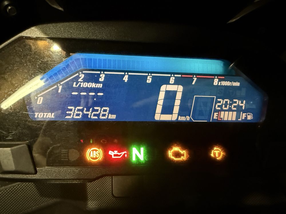 HONDA NC750X DCT(automatyczna skrzynia biegów)     KAT. A2