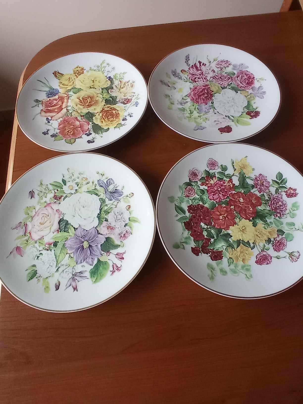 Porcelana talerz kolekcjonerski zestaw