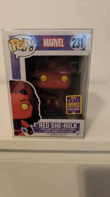 Funko Pop Red She-Hulk Marvela summer convet