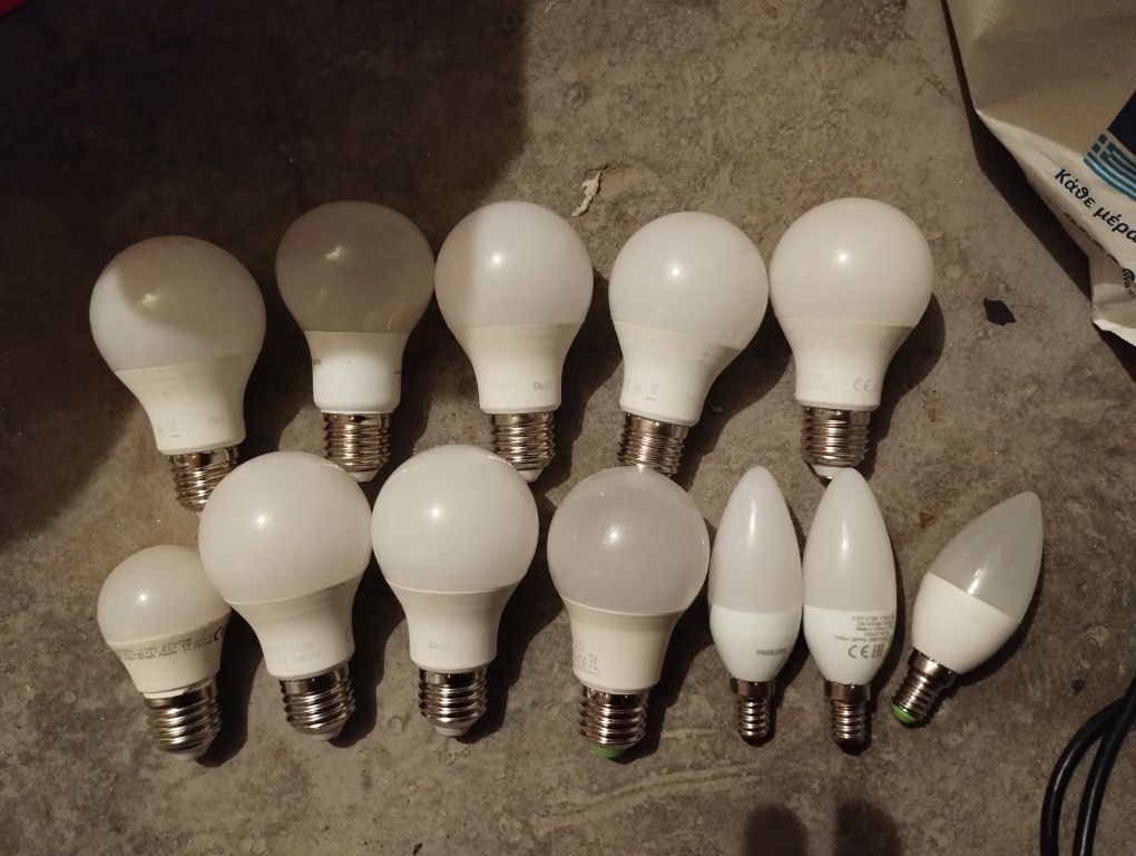 Żarówki  LED energooszczędne E27/E14- nieużywane komplet