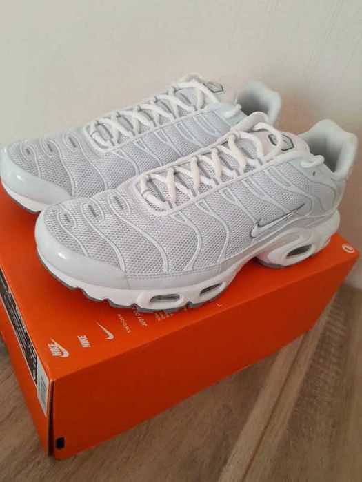 Buty Trampk Nike Air Max TN Biaty R.40