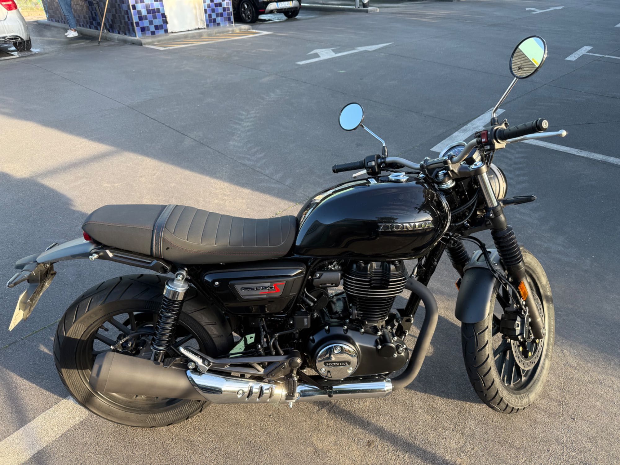 Honda GB350s - preta