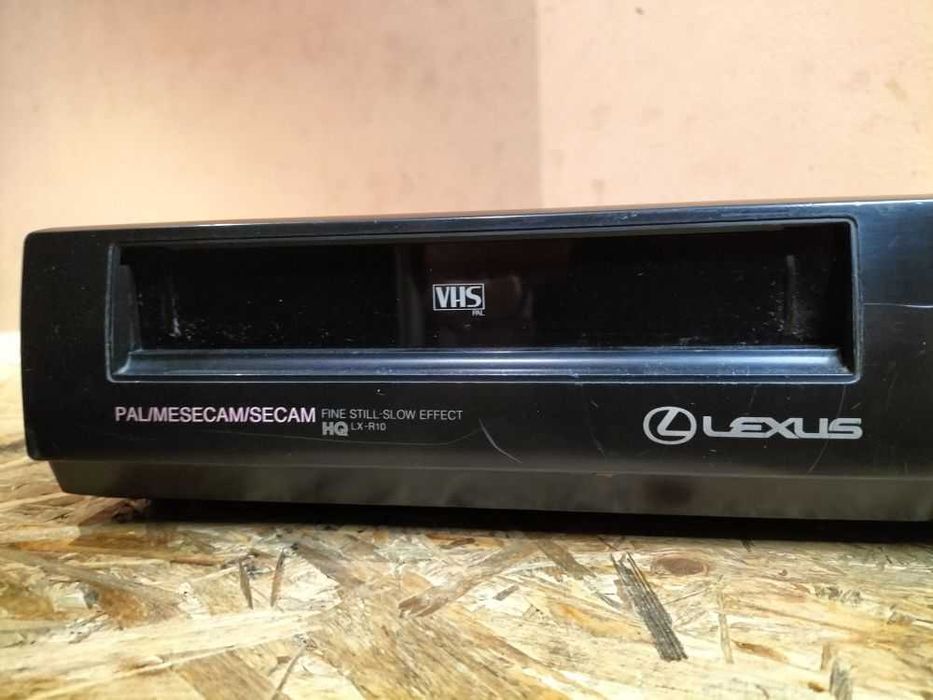 Unikat Vintage! Odtwarzacz VHS LEXUS LX-R10 /Rarytas do kolekcji!