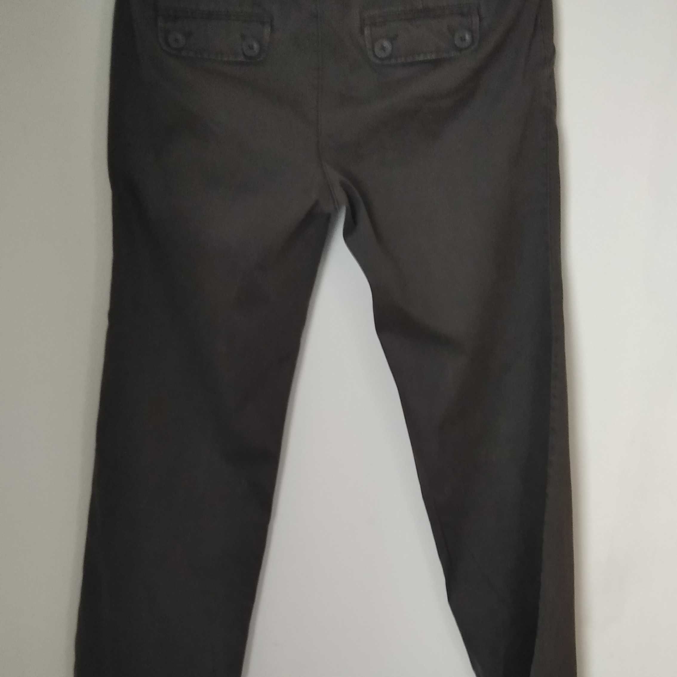Modne spodnie firmy Old Navy z USA