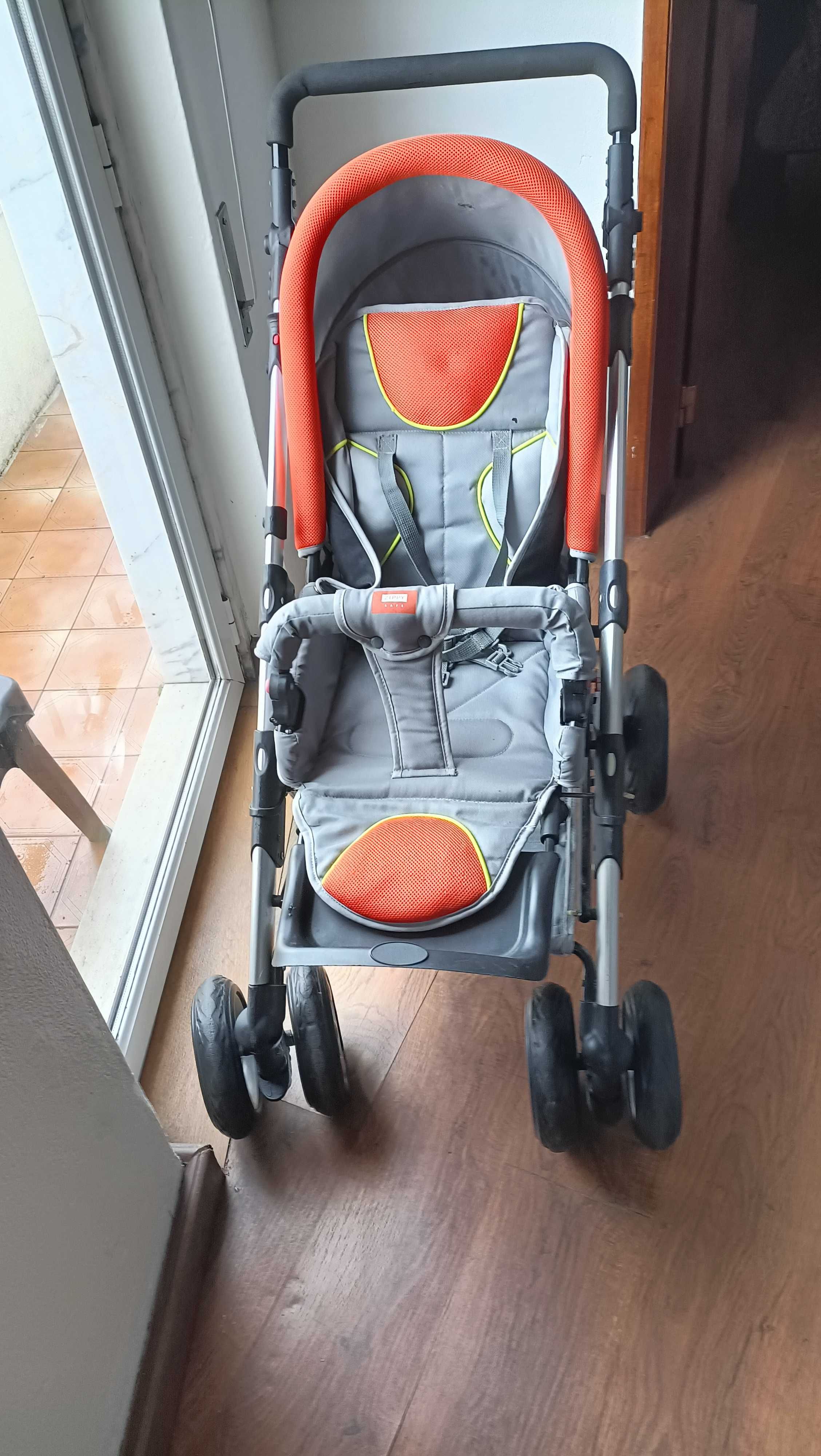 Carrinho de Bébé Zippy + Ovo + Alcofa
