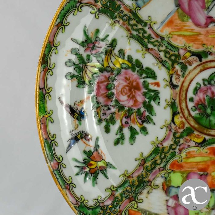 Prato em Porcelana da China decoração Mandarim, séc. XIX