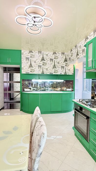 Продаж 2-ної квартири Виставка